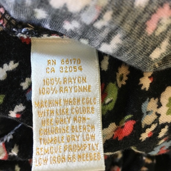 Anthropologie Ric Rac Blooming Corona Floral Ruffle Top Sleevless - Picture 8 of 8